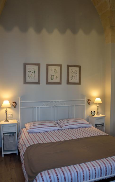 La Casa Di Alessio Bed & Breakfast Lecce Exterior foto