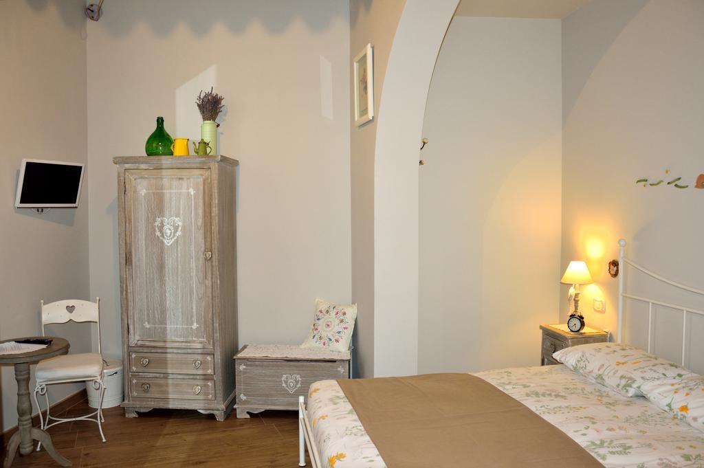 La Casa Di Alessio Bed & Breakfast Lecce Exterior foto